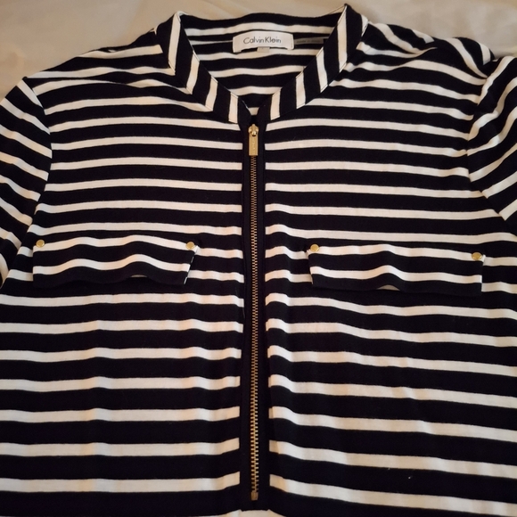 Calvin Klein Women's Black And White Casual Striped Top - Picture 4 of 9